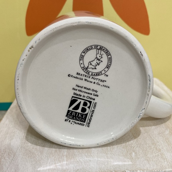 Beatrix Potter Peter Rabbit Mugs - Picture 6 of 11